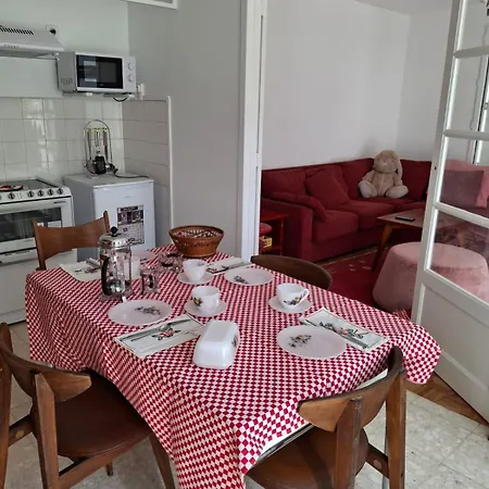 Les Trente Glorieuses Apartamento *